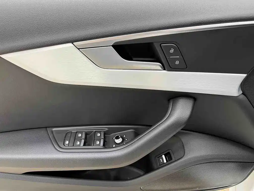 Audi A4L — миниатюра 9