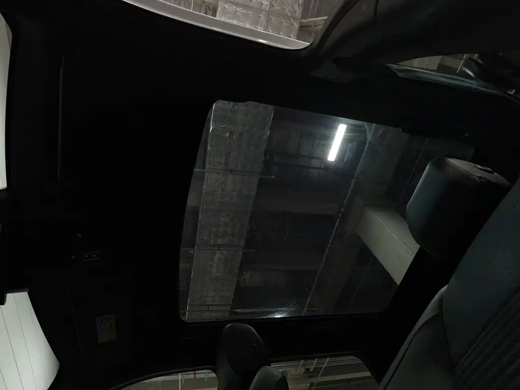 Land Rover Discovery Sport — миниатюра 14