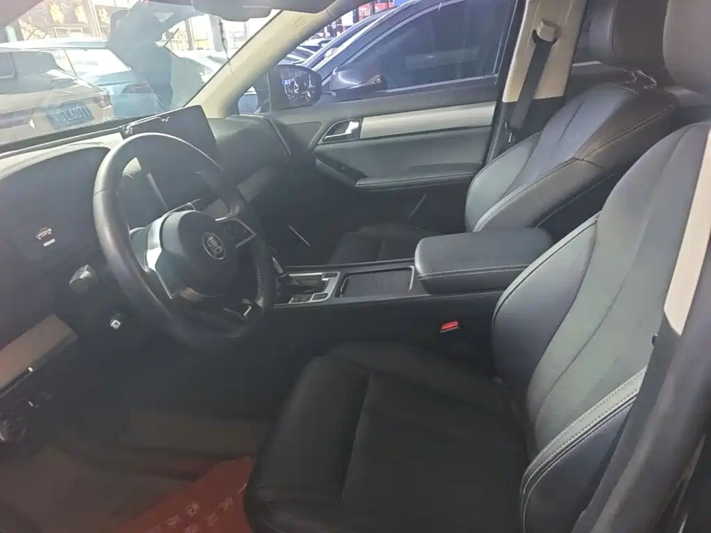 BYD Tang — миниатюра 15