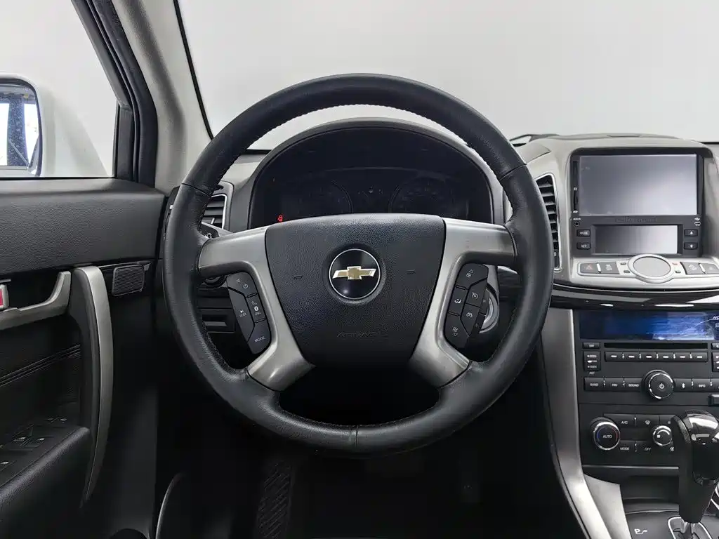 Chevrolet Captiva — миниатюра 11