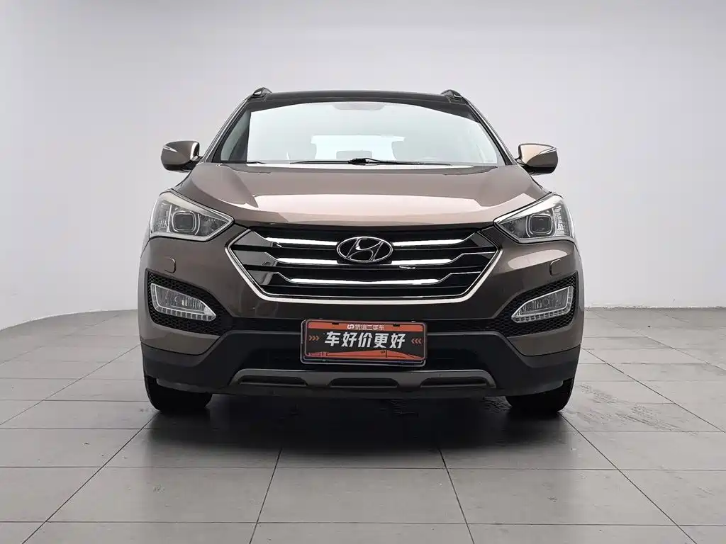 Hyundai Santa Fe — миниатюра 3