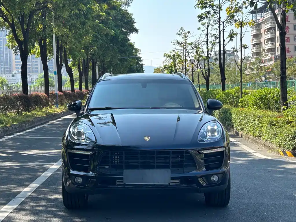 Porsche Macan — миниатюра 2