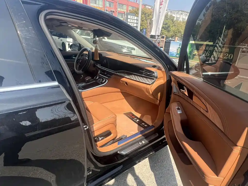 Hongqi H9 2022 2.0T