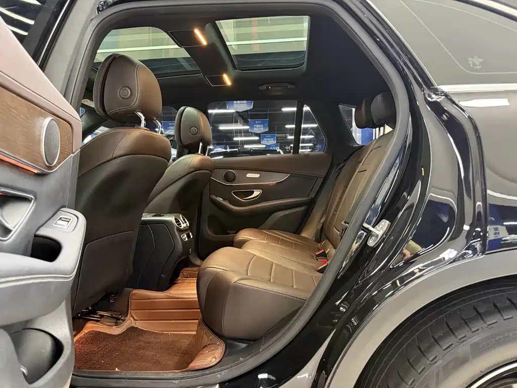 Mercedes-Benz GLC — миниатюра 5
