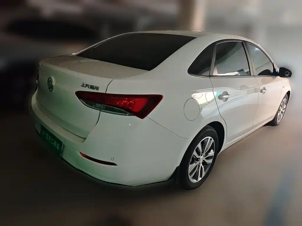 Buick Excelle — миниатюра 6
