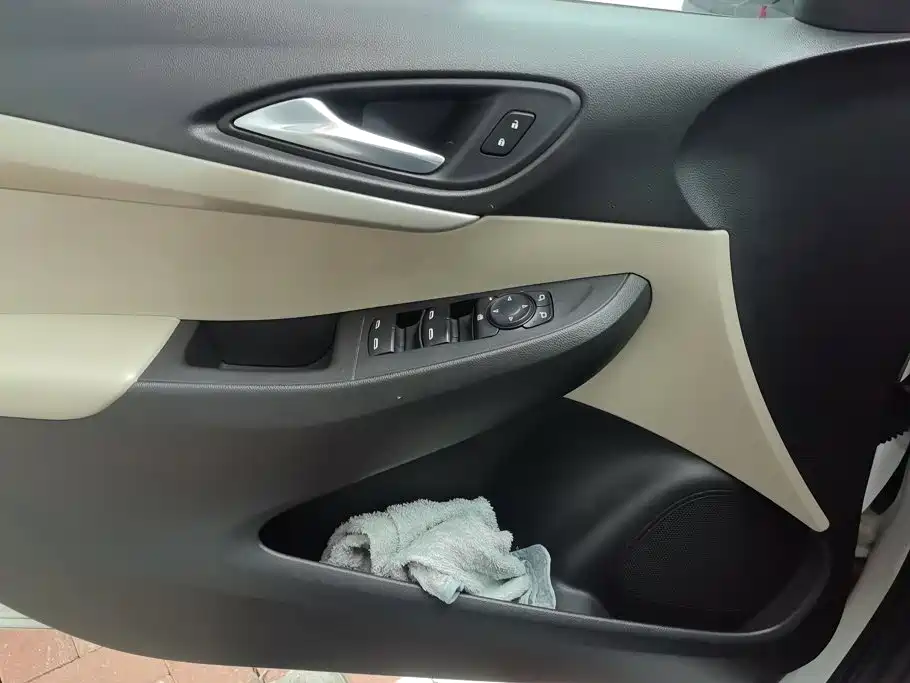 Buick Excelle — миниатюра 7