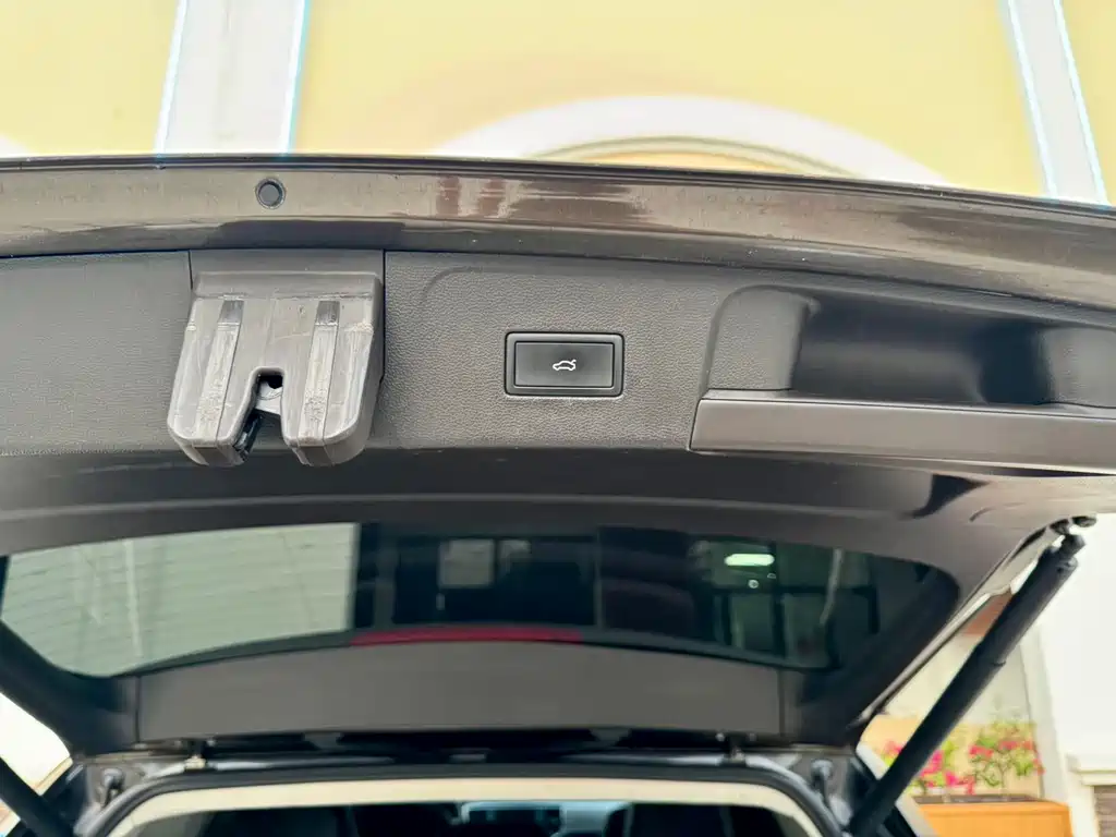Volkswagen Teramont — миниатюра 20