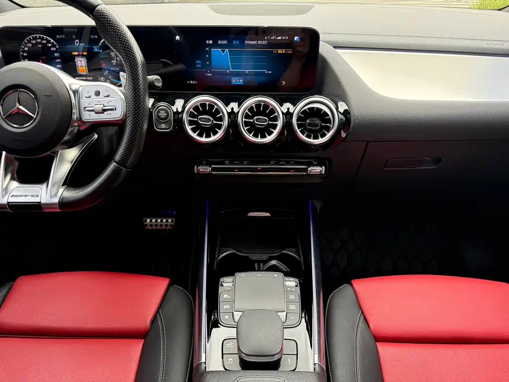 Mercedes-Benz GLA AMG — миниатюра 6