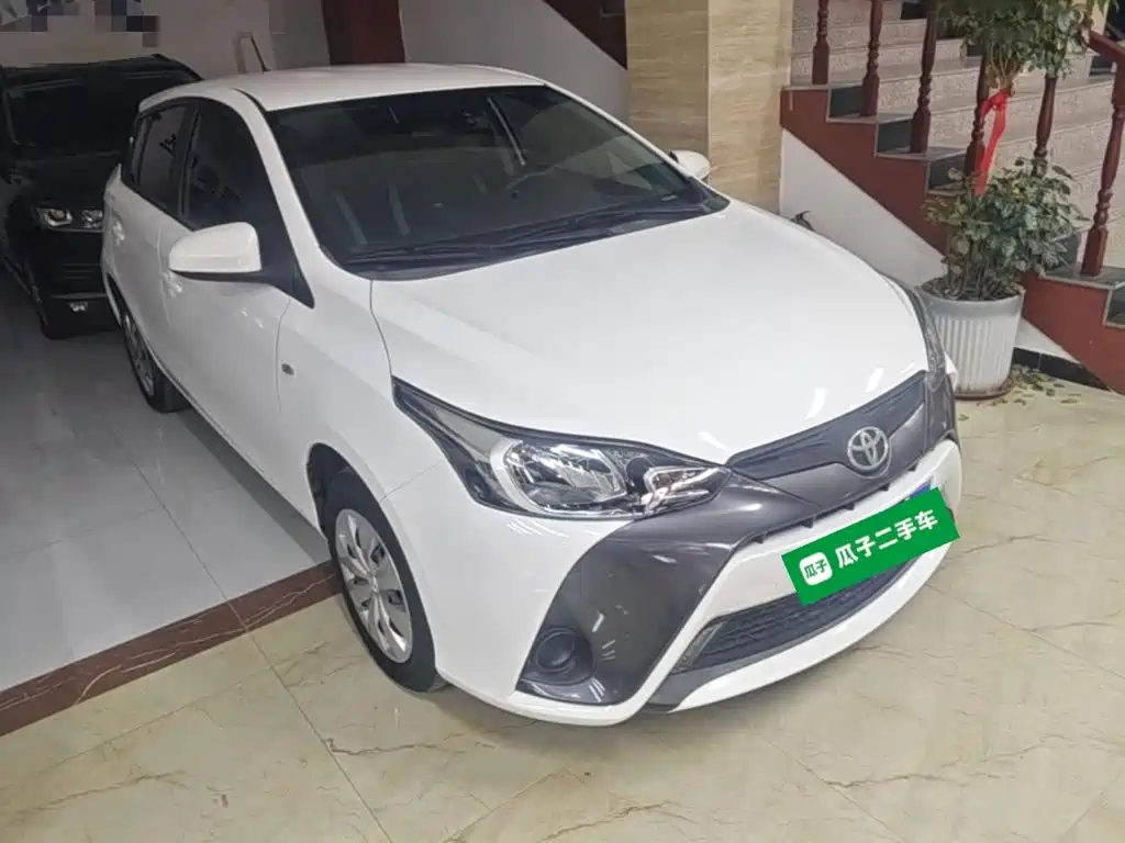 Toyota Yaris L — миниатюра 4