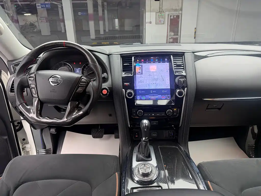 Nissan Patrol — миниатюра 7