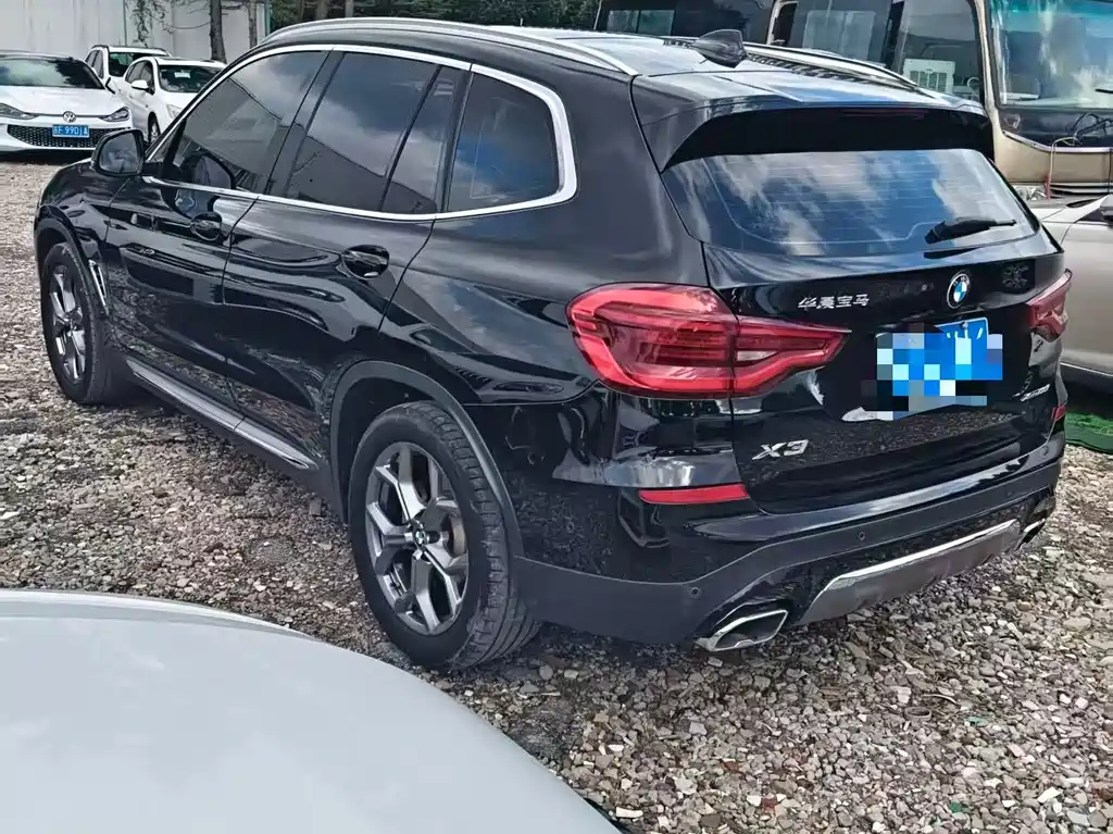 BMW X3 — миниатюра 8