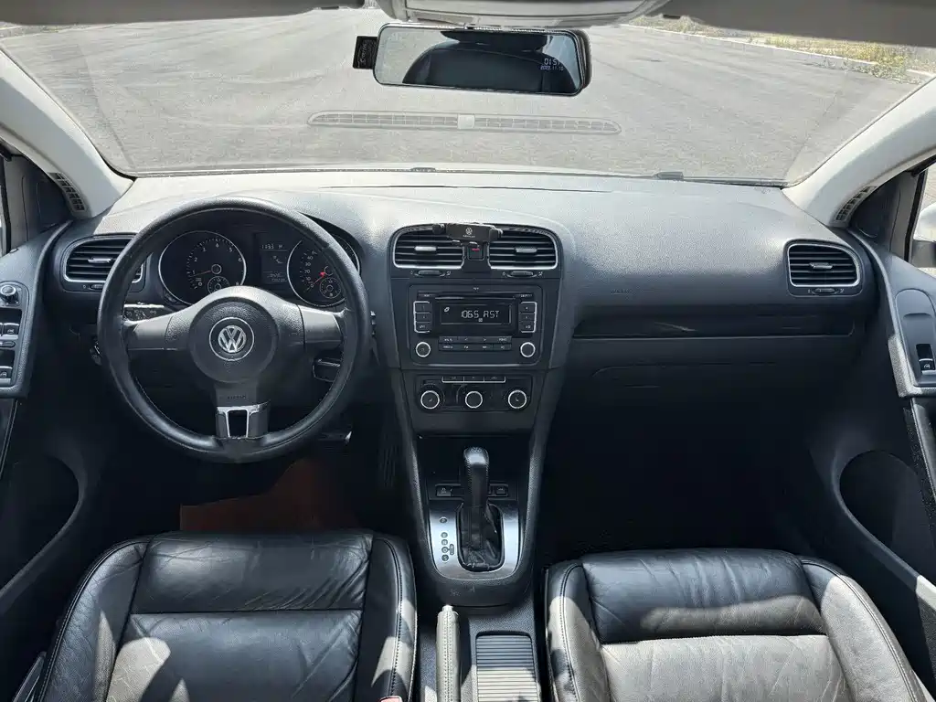 Volkswagen Golf — миниатюра 5