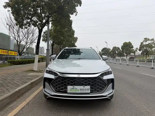2024 BYD Tang