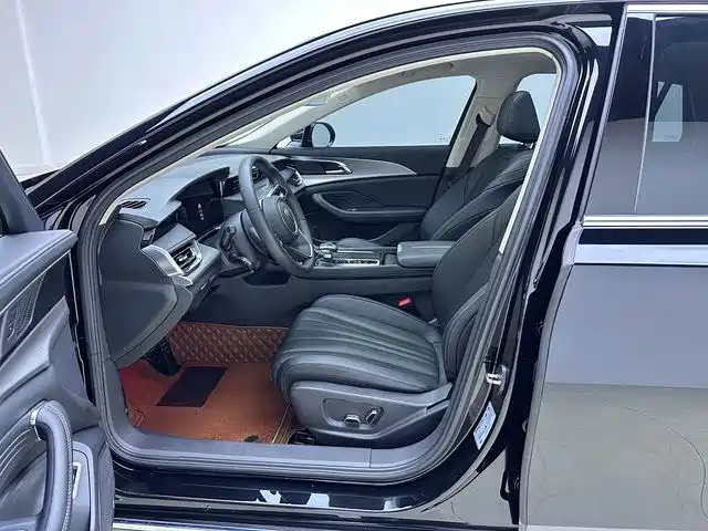 Hongqi Hongqi H5 — миниатюра 12
