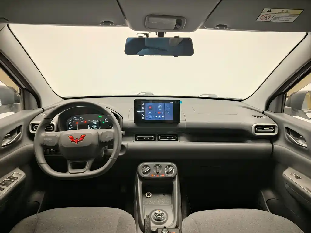 Wuling Hongguang EV — миниатюра 9
