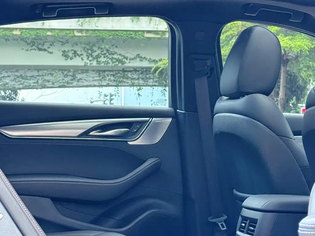 Cadillac CT5 28T Leading Sport Type, фото 14