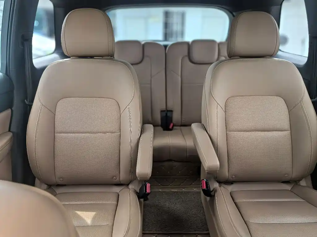 Li Auto Li ONE — миниатюра 10