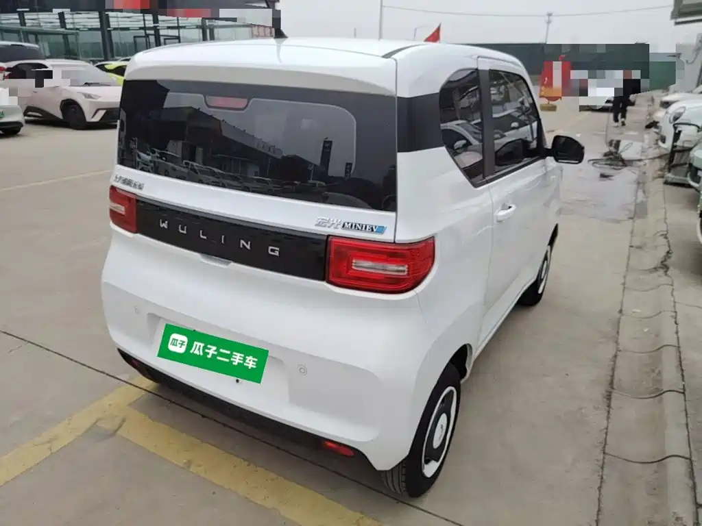 Wuling MINIEV — миниатюра 7