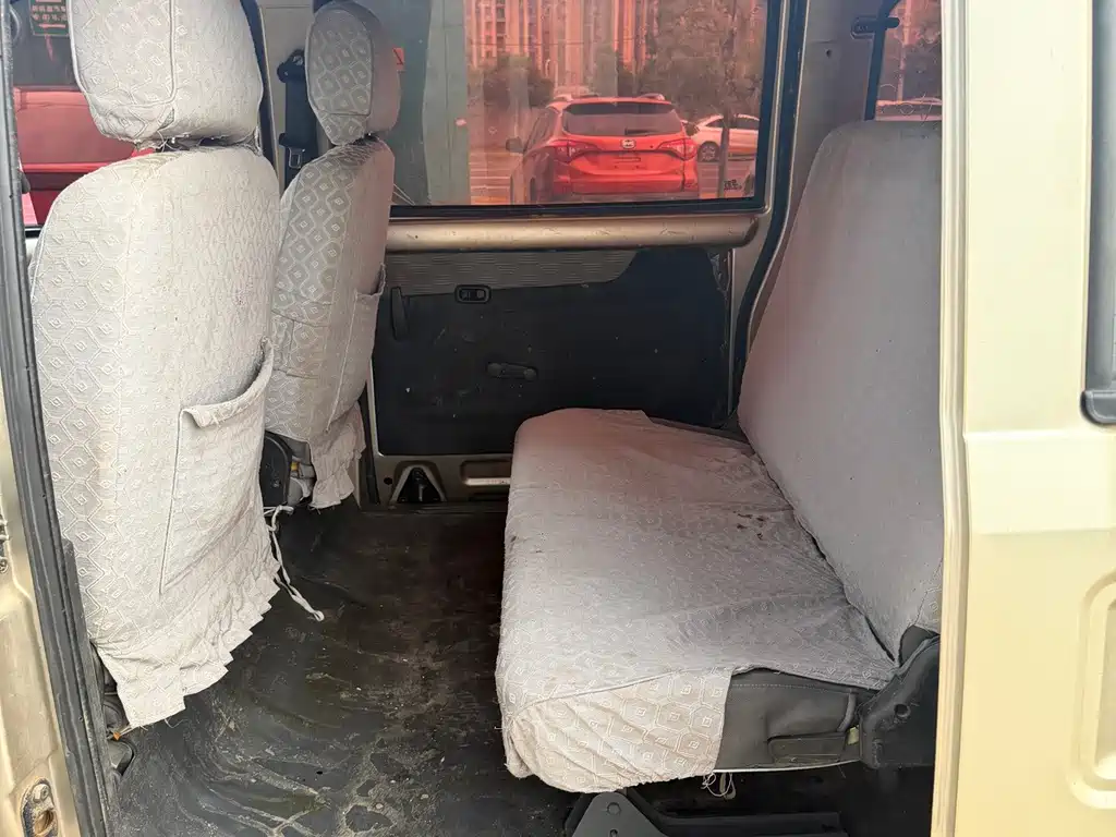 Wuling Rongguang — миниатюра 11