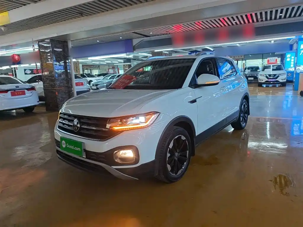 Купить Volkswagen Tacqua