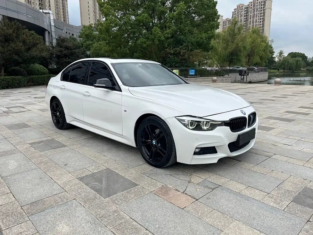 BMW 3 Series — миниатюра 2