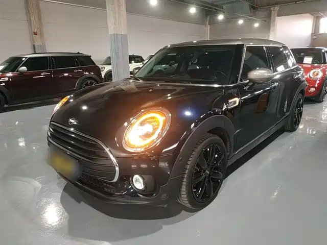 MINI CLUBMAN
