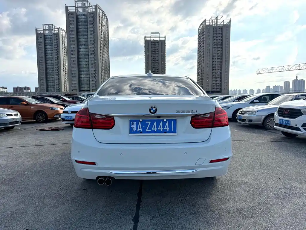 BMW 3 Series — миниатюра 19