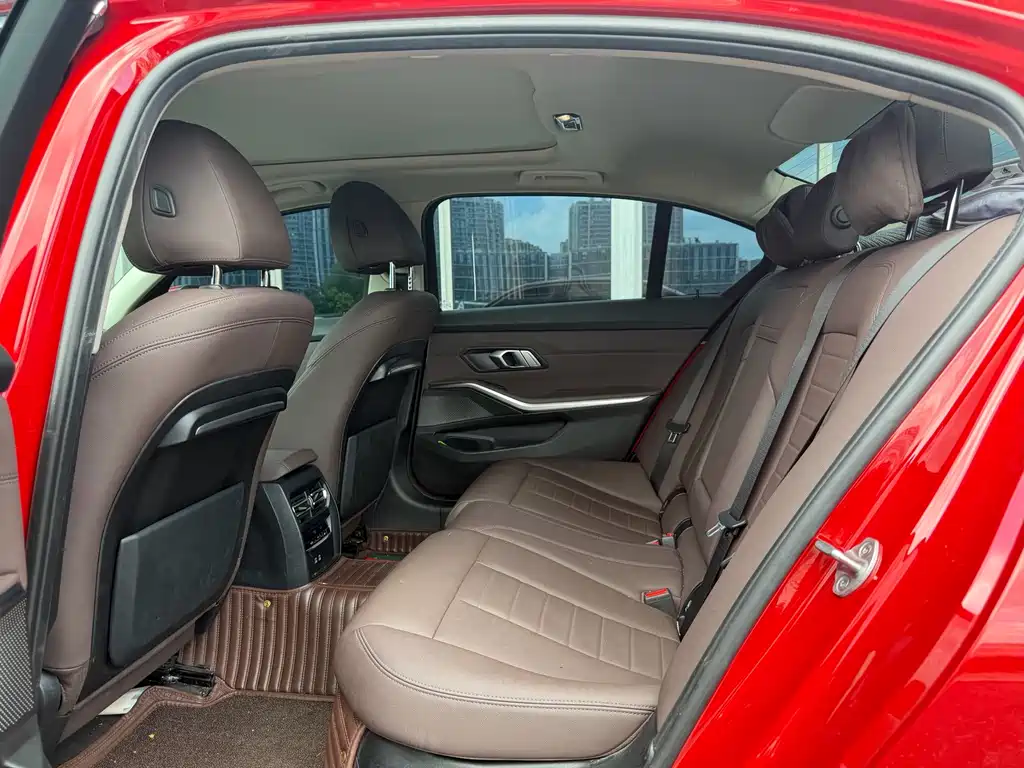 BMW 3 Series — миниатюра 11