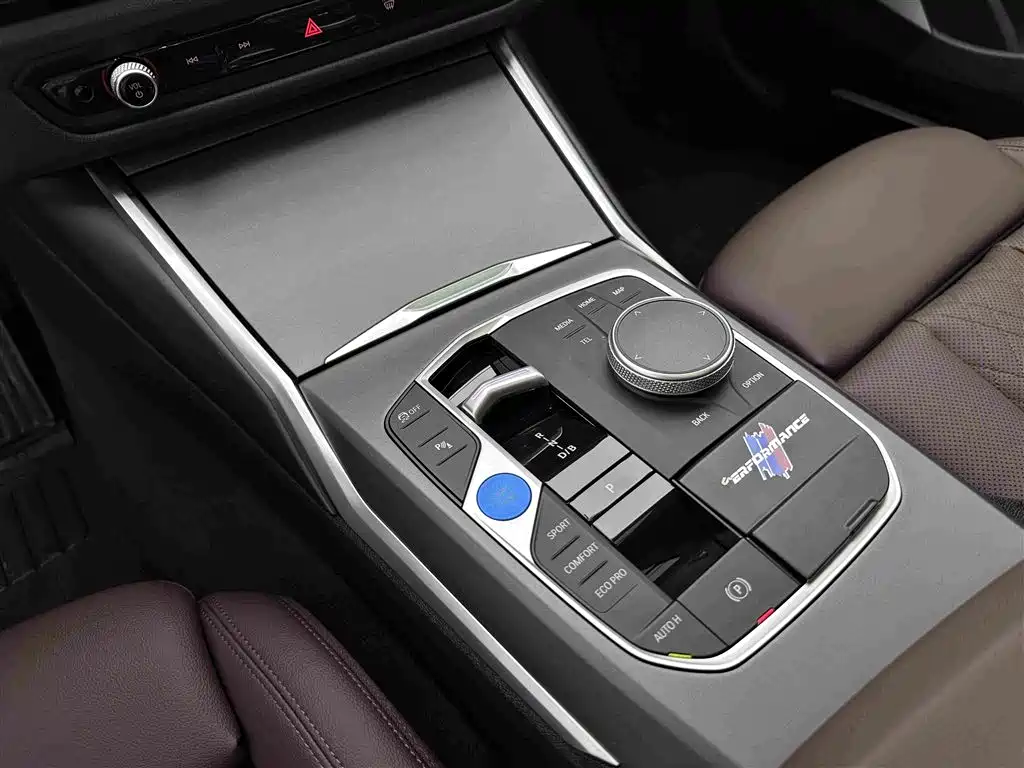 BMW i3 — миниатюра 13