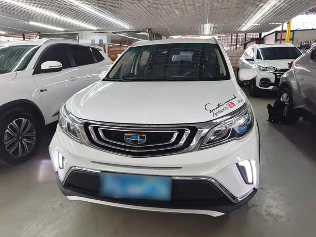 Geely Vision X3 — миниатюра 3