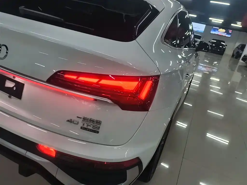 Audi Q5L Sportback 2022 40 TFSI Luxury