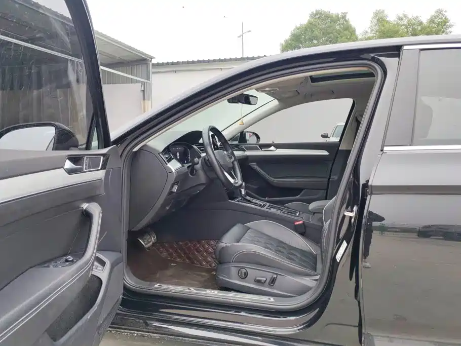 Volkswagen Magotan PHEV — миниатюра 9