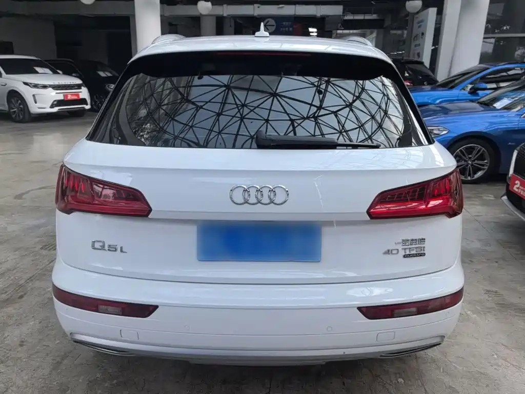 Audi Q5L — миниатюра 6