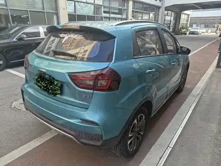 Geely Vision X3 — миниатюра 9