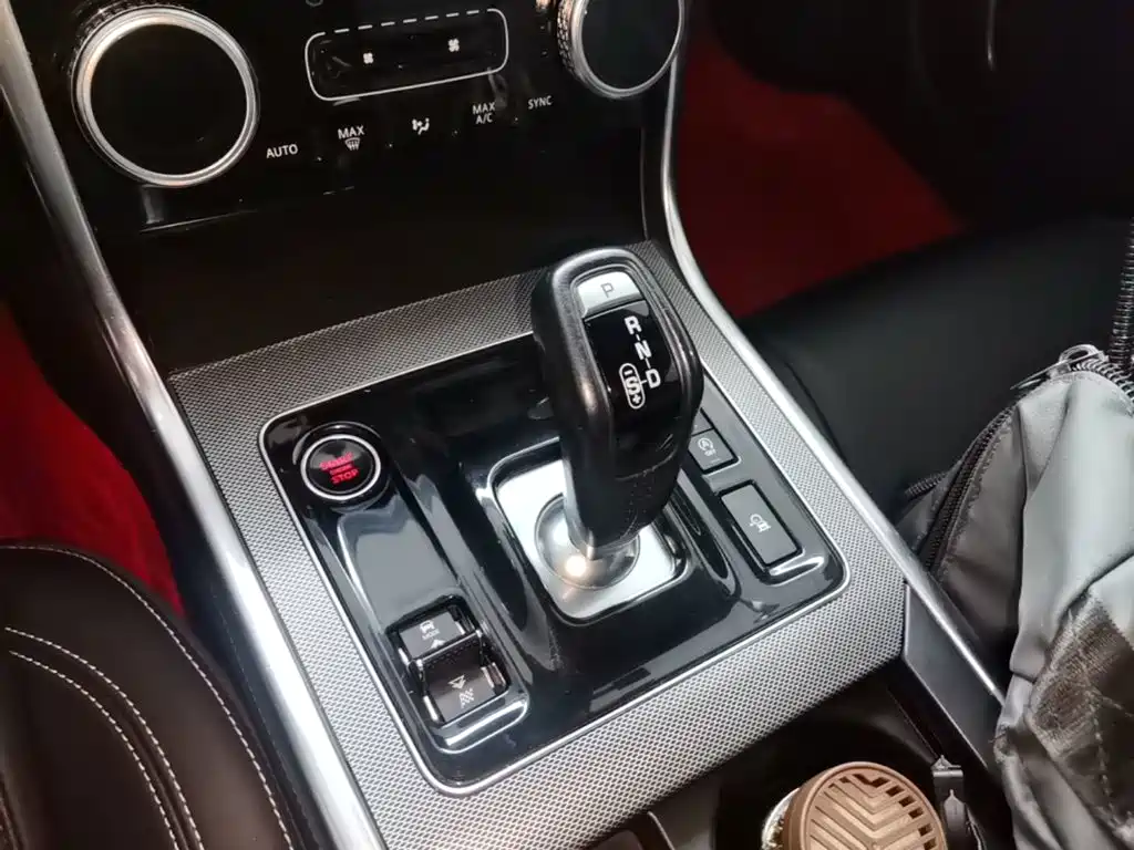 Jaguar XEL — миниатюра 14
