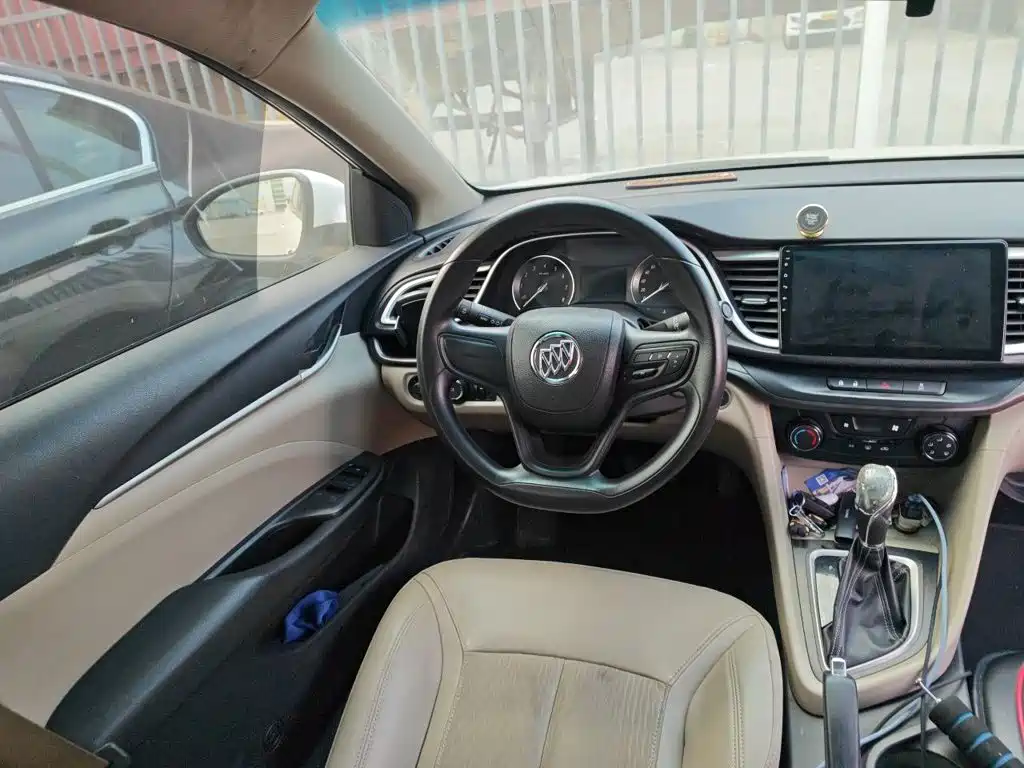 Buick Excelle — миниатюра 6