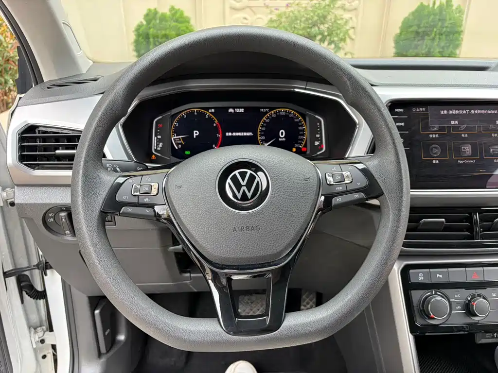 Volkswagen T-Cross — миниатюра 14