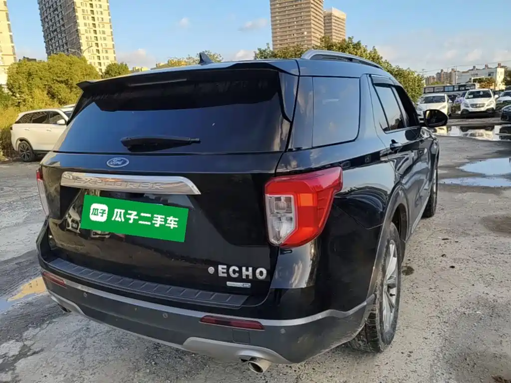 Ford Explorer — миниатюра 7