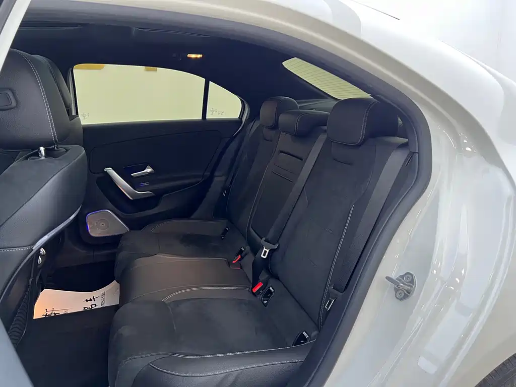 MERCEDES-BENZ A CLASS