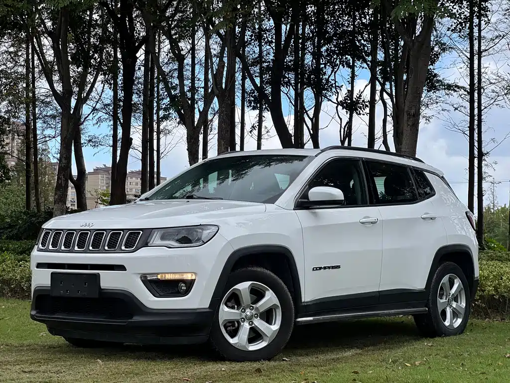 Jeep Compass — миниатюра 10