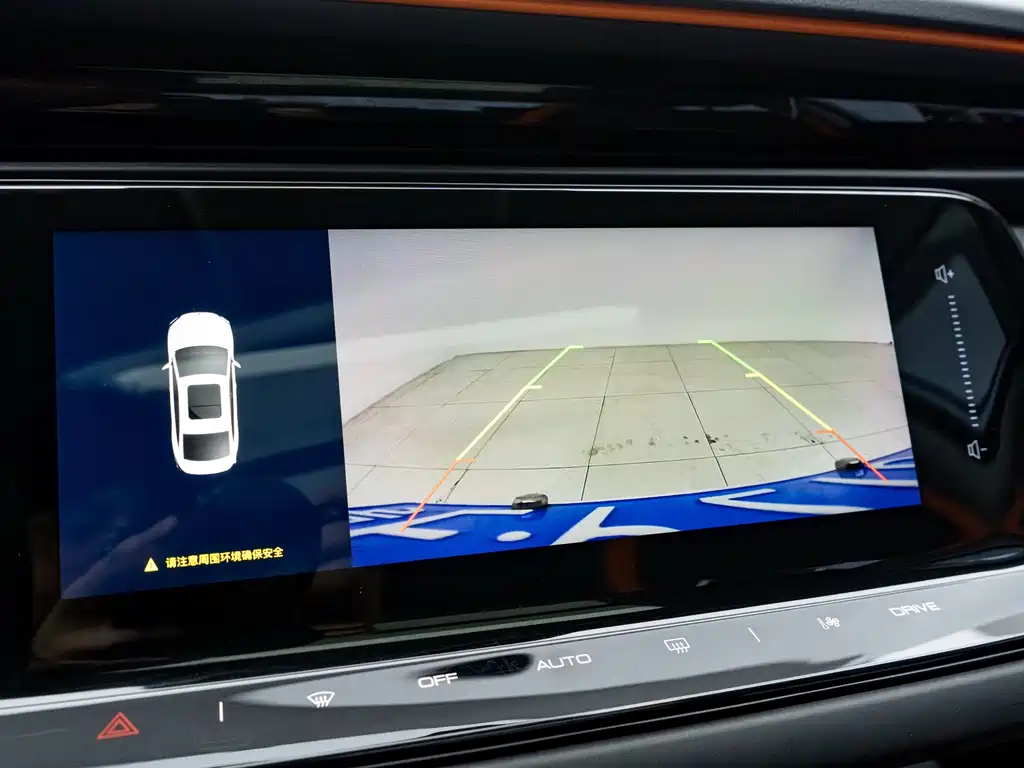 DONGFENG YI HYUN MAX