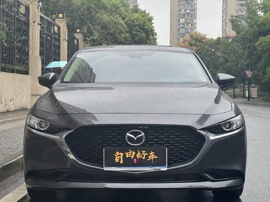 Mazda 3 Axela — миниатюра 2