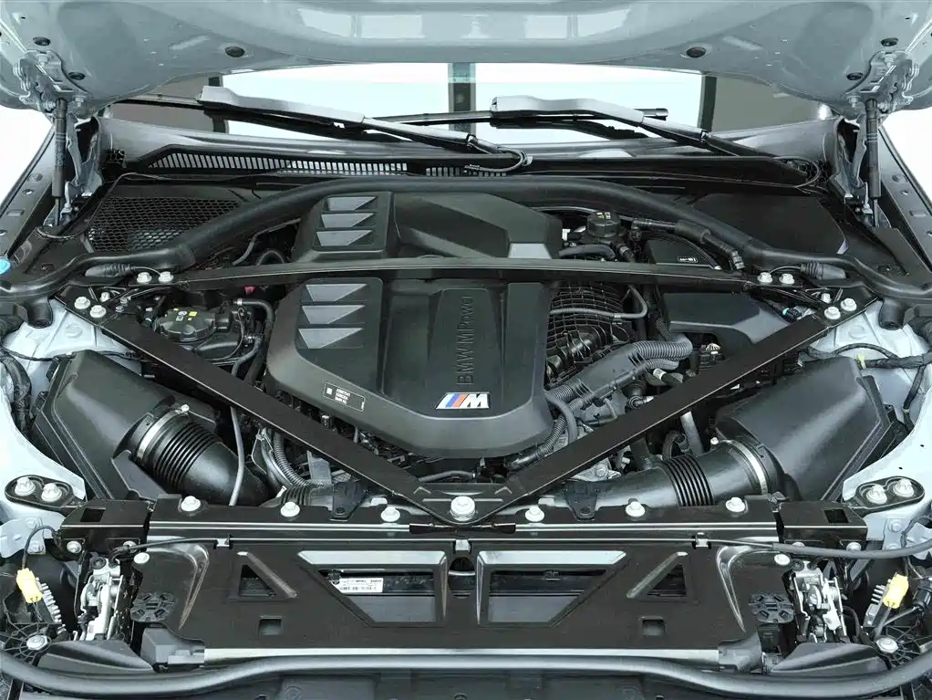 BMW M4 — миниатюра 20