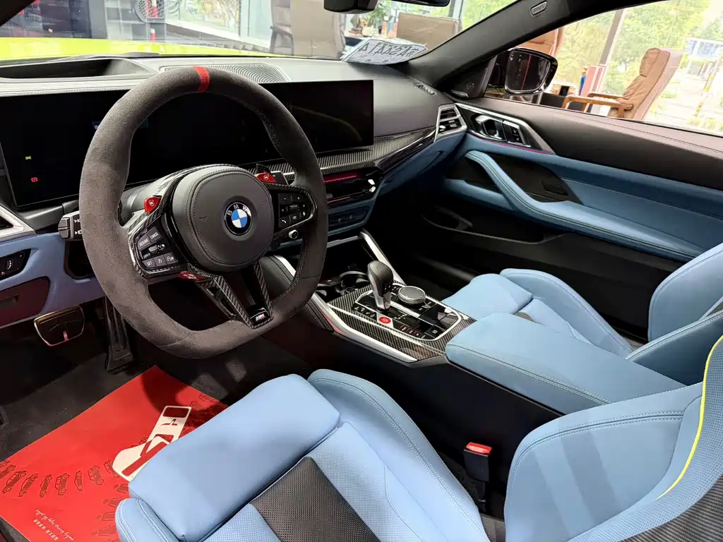 BMW M4 — миниатюра 7