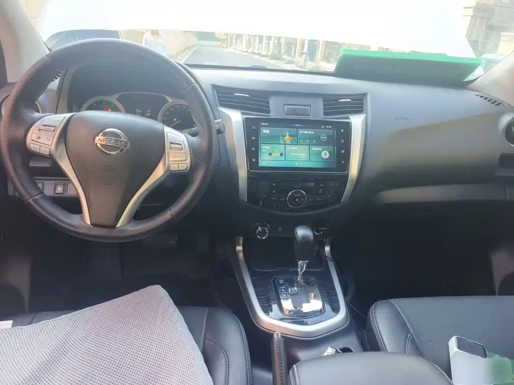 Nissan Terra — миниатюра 10