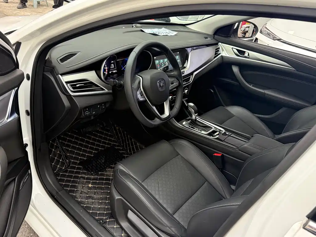 Changan Eado — миниатюра 3