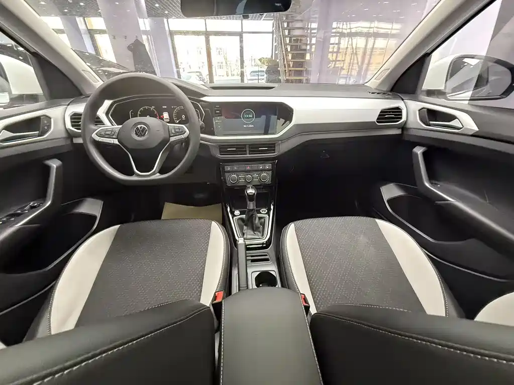 VOLKSWAGEN EXPLORING THE SHADOW