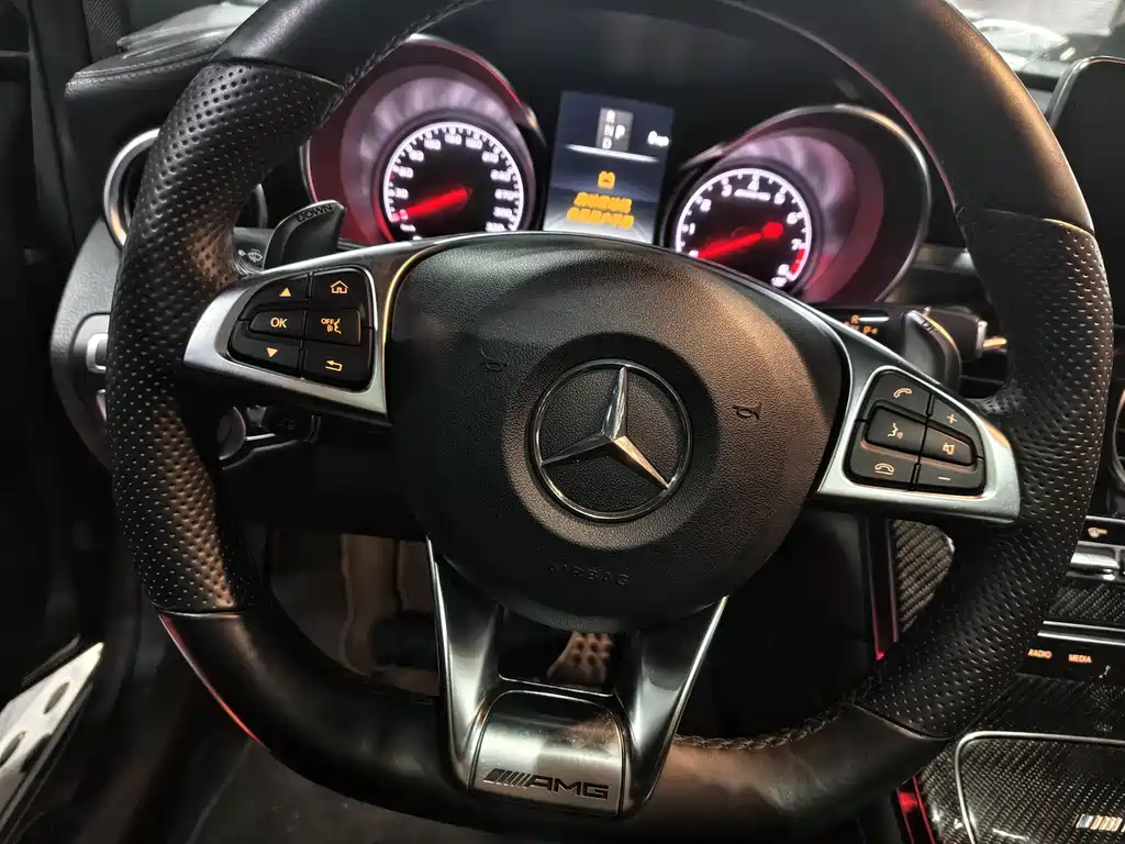 MERCEDES-BENZ GLC AMG