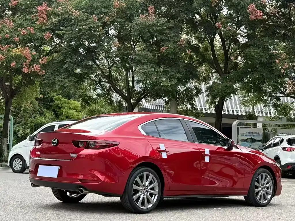 MAZDA 3 ANGKESAILA