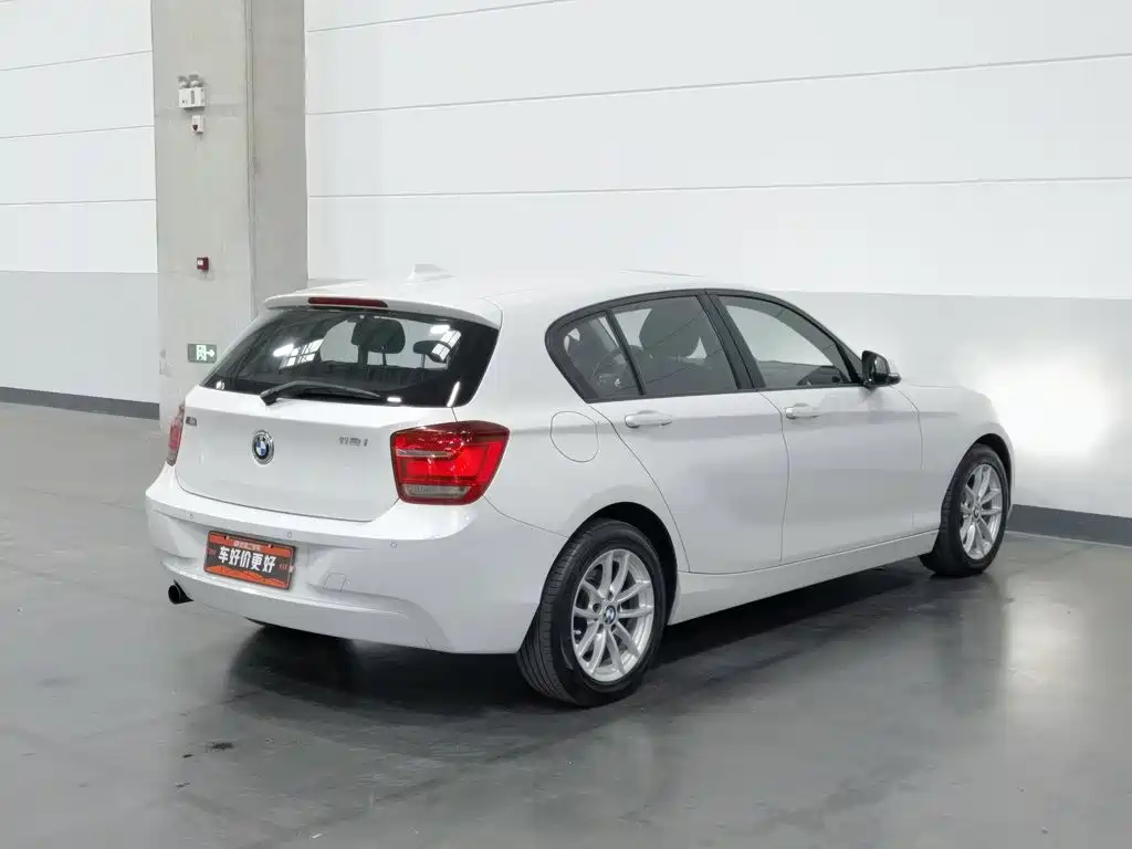 BMW 1 Series (Import) — миниатюра 2